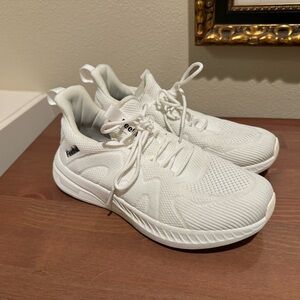 Women’s running shoes